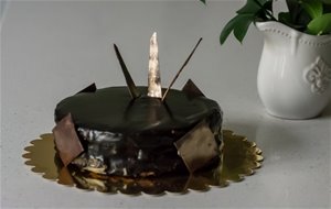 Tarta De Trufa Y Amarena
