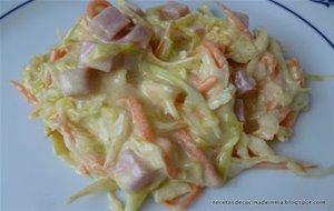 Ensalada De Col Con Salsa De Queso
