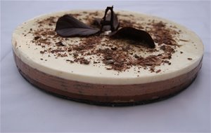 Tarta Tres Chocolates. 
