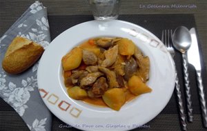 Guiso De Pavo Con Gírgolas Y Patatas (olla Rápida).
