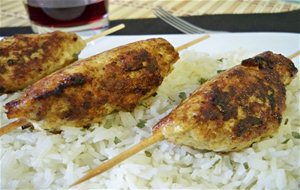 Brochetas De Pollo Al Curry