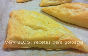 Empanadas De Hoja Y Queso (8 Unidades)
