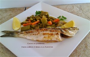 Baila O Falsa Lubina A La Plancha Con Verduras Congeladas.
