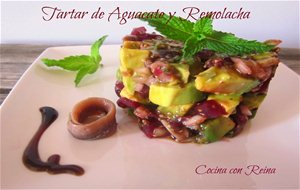 Tartar De Aguacate Y Remolacha
