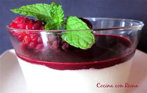 Crema De Chocolate Blanco Y Coulis De Moras Thermomix Y Tradiciona
