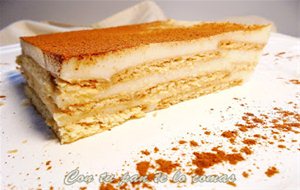 Tarta De Galletas, Queso Y Cuajada
