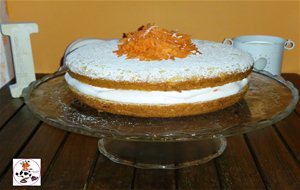 Tarta De Zanahorias Con Relleno De Gelatina
