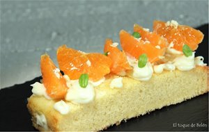 Cake  De Mandarina Con Queso Crema Y  Chocolate Blanco 
