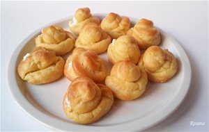 Profiteroles De Nata
