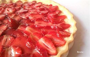 Tarta De Fresas Con Hojaldre Y Crema Pastelera
