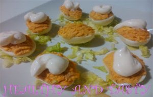 Huevos Rellenos
