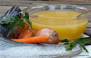 Caldo Básico De Pescado Con Ó Sin Marisco.-