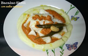 Bacalao Skrei Con Salsa Romesco Y Puré De Patata
