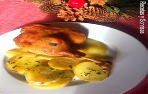 Confit De Pato Con Patatas Y Pure De Manzana
