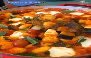 Ñoquis Con Berenjena , Tomate Y Salvia
