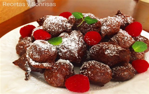 Buñuelos De Chocolate Y Naranja
