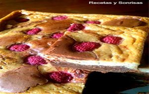 Brownie Cheesecake Con Nueces Y Frambuesas
