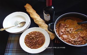 Alubias De La Rioja, Caparrones Con Sus Sacramentos 
