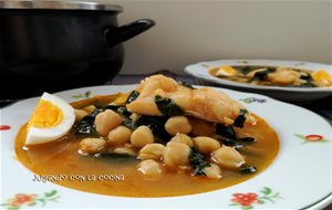 Garbanzos Con Espinacas Y Bacalao
