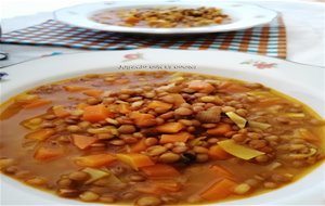 Lentejas Al Curry Con Hortalizas 
