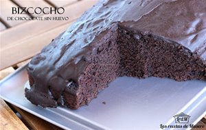 Bizcocho De Chocolate Sin Huevo Y Sin Lácteos
