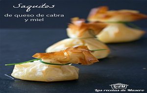 Saquitos De Queso De Cabra Y Miel
