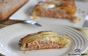 Trenza De Hojaldre Con Salmón Y Mozarella
