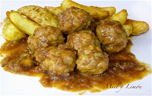 Albóndigas En Salsa Española
