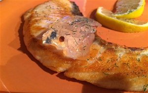 Salmón A La Plancha Con  "gelatina De Gin Tonic."
