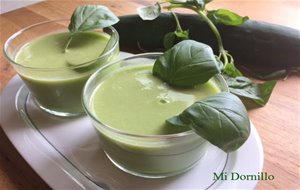 Gazpacho De Pepino Y Albahaca.
