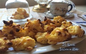 Yemitas De Coco, Con Crema Pastelera En Microondas.
