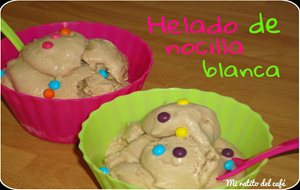 Helado De Nocilla Blanca Y Chocolate Con Caramelo
