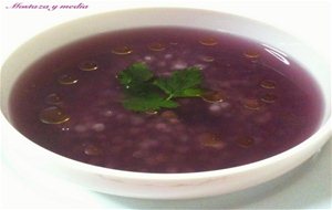 Sopa Morada Con Trigo Sarraceno
