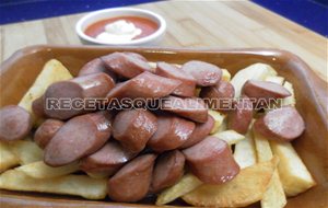 Salchipapas Peruanas
