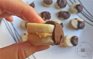 Bites de plátano con crema de cacahuete