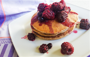 HOT CAKE DE AVENA CON COTTAGE