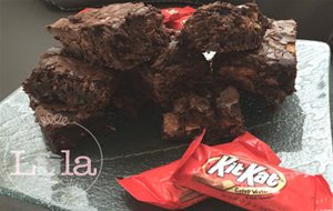 Brownies Rellenos Con Chocolate Kit Kat
