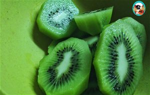 Yogurt Griego Con Kiwi