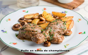 Pollo En Salsa De Champiñones
