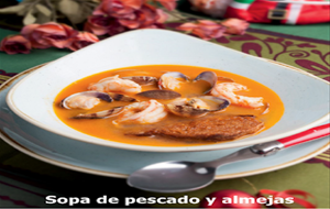 Sopa De Pescado Y Almejas
