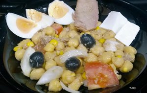 Ensalada Templada De Garbanzos Con Ventresca
