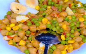 Garbanzos Con Guisantes
