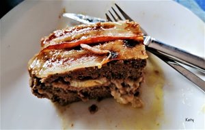 Pastel De Carne Relleno Al Horno 
