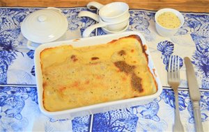 Merluza Y Gambas Con Bechamel 
