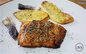 Salmón Al Horno Con Salsa De Soja Y Sésamo
