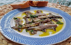 Boquerones Marinados
