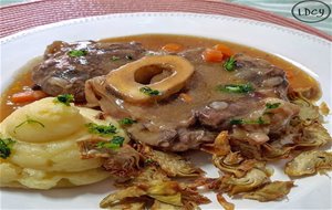 Ossobuco Con Pure De Patatas Y Alcachofas
