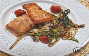 Salmón Crujiente Con Verduras A La Plancha
