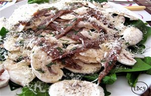 Ensalada De Espinacas Y Champiñones