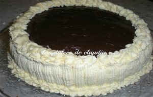 Torta De Chocolate Con Ganaché De Chocolate Blanco
